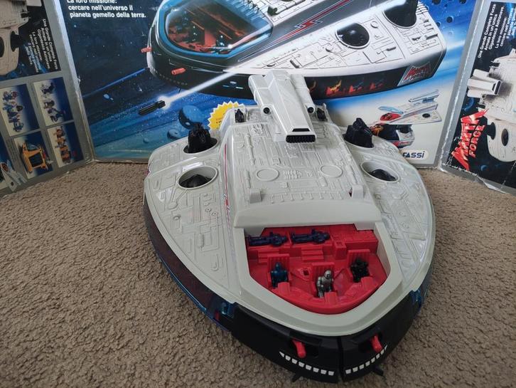 Manta force Ruimteschip, Antiek en Kunst, Antiek | Speelgoed, Ophalen of Verzenden
