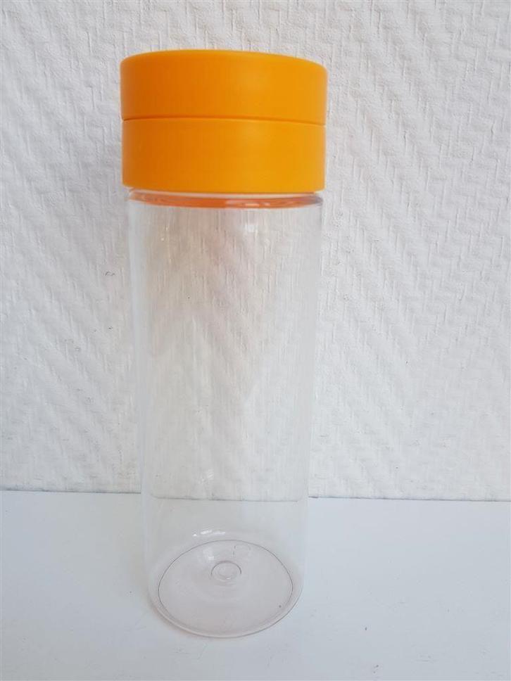 T068 Oliefles, strooifles, 330ml en meer Tupperware, Huis en Inrichting, Keuken | Tupperware, Zo goed als nieuw, Beker of Kan