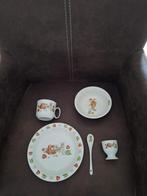 Kinderservies van aardewerk met afbeelding., Ophalen