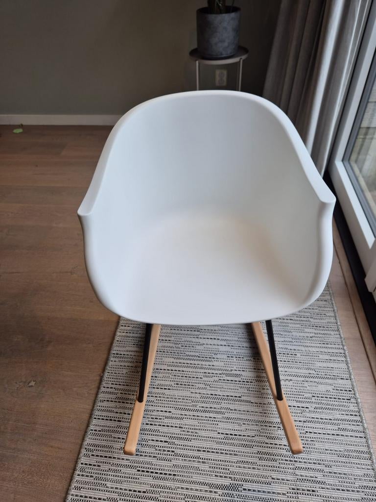 BELIANI HARMONY Schommelstoel - Wit, Huis en Inrichting, Stoelen, Zo goed als nieuw, Eén, Hout, Kunststof, Wit, Ophalen