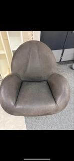 Leolux Stoel 1x de 1/3
Q3
Leolux Papageno, Gebruikt, Twee, Wit, Vintage