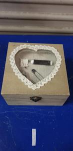 houten kistje voor naaispullen, Hobby en Vrije tijd, Naaien en Fournituren, Ophalen of Verzenden, 'T Olde Gre-j, Info@toldegrej.nl