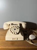 PTT Ericsson bakeliet telefoon wit november 1961, Telecommunicatie, Vaste telefoons | Niet Draadloos, Ophalen of Verzenden, Gebruikt