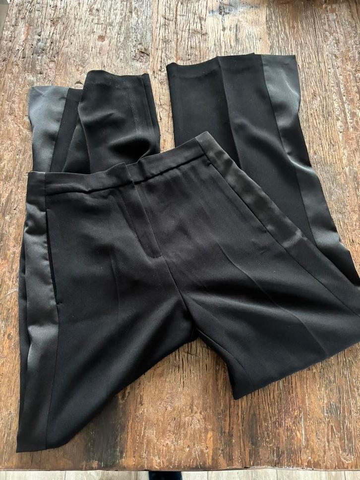 MNG - Zwarte Wide Leg Pants maat 38, Kleding | Dames, Broeken en Pantalons, Zo goed als nieuw, Maat 38/40 (M), Zwart, Lang, Ophalen of Verzenden