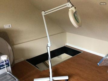 Staande Loeplamp - Zo Goed Als Nieuw beschikbaar voor biedingen
