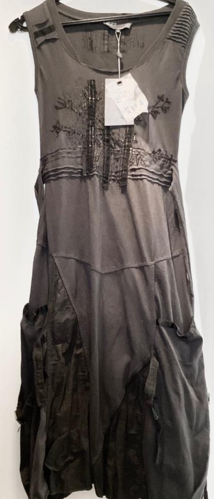 Nieuwe NU BY STAFF / NU DENMARK Jurk mt 36, Kleding | Dames, Jurken, Nieuw, Maat 36 (S), Grijs, Onder de knie, Ophalen