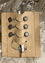 Brocante oude manchet knoopjes, Verzenden