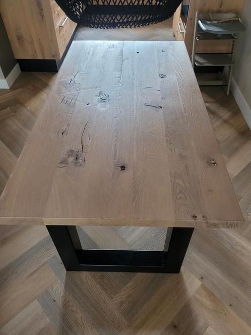 Massief eiken eettafel, Huis en Inrichting, Tafels | Eettafels, Zo goed als nieuw, 50 tot 100 cm, 200 cm of meer, Vijf personen of meer
