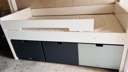 Te koop Kinderbed 90 x 200 van Bopita., Huis en Inrichting, Slaapkamer | Bedden, Zo goed als nieuw, Eenpersoons, 90 cm, 200 cm