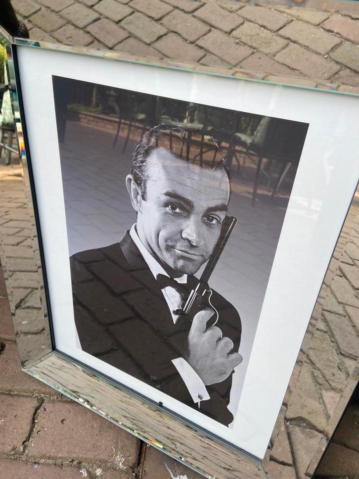 James bond foto in rofra frame izgst(sean connory), Huis en Inrichting, Woonaccessoires | Schilderijen, Tekeningen en Foto's, Zo goed als nieuw