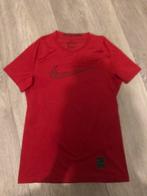 Nike Pro Sport Shirt - Maat 140, Jongen of Meisje, Sport- of Zwemkleding, Ophalen of Verzenden, Zo goed als nieuw