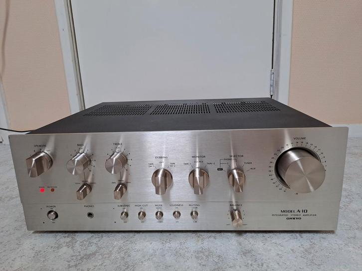 Onkyo A10 krachtige vintage versterker, Audio, Tv en Foto, Versterkers en Receivers, Gebruikt, Stereo, 60 tot 120 watt, Onkyo