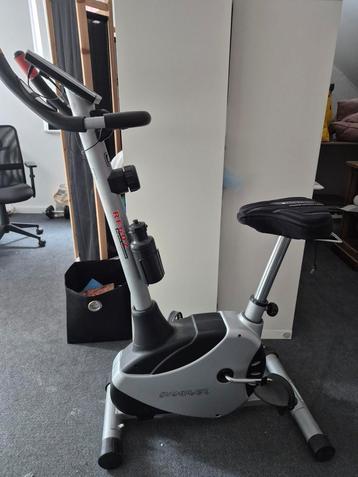Hometrainer (scherm kapot maar fiets nog top!) beschikbaar voor biedingen