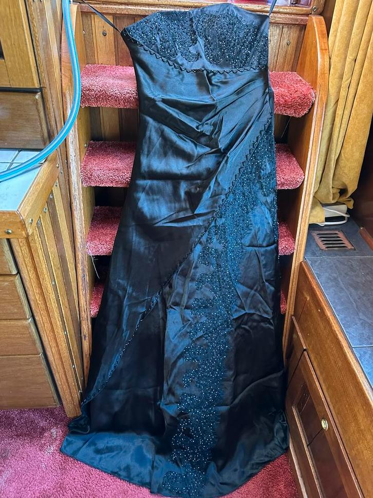 Galajurk, Kleding | Dames, Gelegenheidskleding, Zo goed als nieuw, Galajurk, Maat 38/40 (M), Zwart, Ophalen of Verzenden