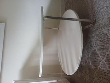 witte salontafel  beschikbaar voor biedingen