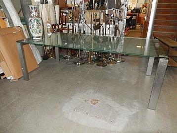 Glazen eettafel Valencia ? Helder gehard safety glass ? fram beschikbaar voor biedingen