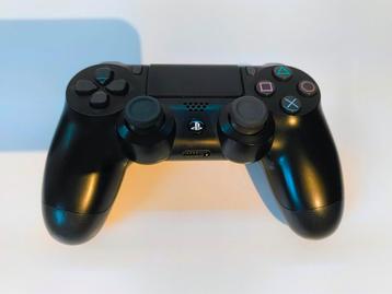 Sony PS4 Dual Shock 4 controller beschikbaar voor biedingen