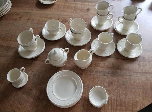 wedgewood edme oa kopjes,gebakbordjes melk en suikerpotje, Huis en Inrichting, Keuken | Servies, Zo goed als nieuw, Wedgwood, Ophalen