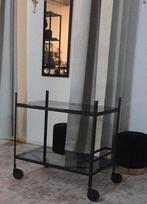 Dranken trolley op wieltjes met metaal zwart rook glas, Huis en Inrichting, Barren, Ophalen, Gebruikt