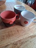 2 Douwe Egberts Bekers - Verschillende Designs, Huis en Inrichting, Ophalen of Verzenden, Gebruikt
