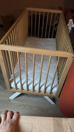 Nog mooie ledikant met nieuw matras ongebruikt, Ophalen, Zo goed als nieuw