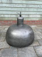 Robuste tafellamp, Huis en Inrichting, Lampen | Hanglampen, Ophalen, 50 tot 75 cm, Zo goed als nieuw, Metaal