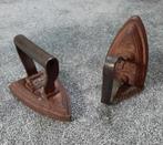 2 Antieke strijkijzers, Antiek en Kunst, Curiosa en Brocante, Ophalen of Verzenden