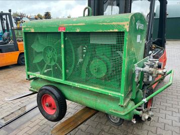 Spackspuit compressor 1035l beschikbaar voor biedingen