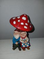 SchattigeTuinkabouter onder paddenstoel, Tuin en Terras, Tuinbeelden, Ophalen of Verzenden, Gebruikt, Overige materialen, Tuinkabouter