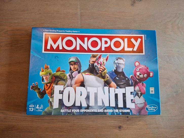 Fortnite Monopoly, Hobby en Vrije tijd, Gezelschapsspellen | Bordspellen, Zo goed als nieuw, Een of twee spelers, Drie of vier spelers