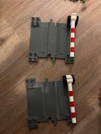 2 duplo treinovergangen met slagboom, Ophalen, Zo goed als nieuw, Duplo