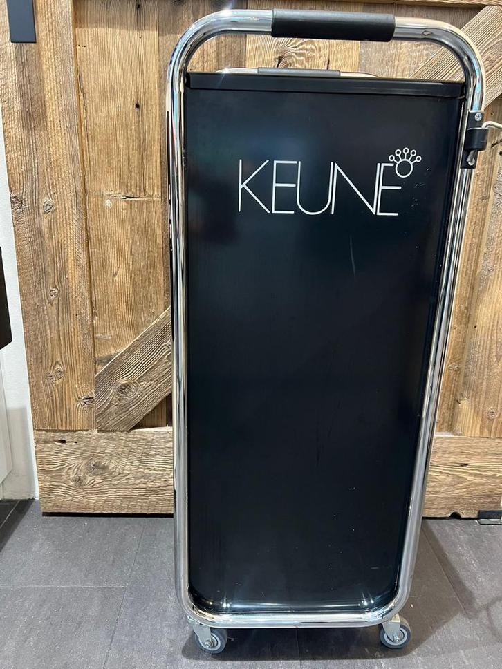 kappers werkwagens van Keune, Sieraden, Tassen en Uiterlijk, Uiterlijk | Haarverzorging, Gebruikt, Overige typen, Ophalen