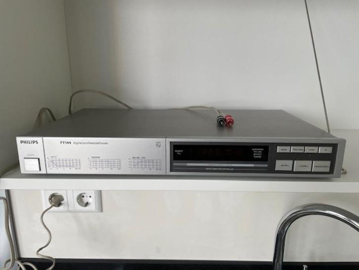 Philips tuner FT 144, Audio, Tv en Foto, Tuners, Gebruikt, Ophalen of Verzenden
