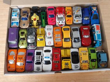 Brievenbusdoos 30x speelgoedautootjes Politie Brandweer Ambu beschikbaar voor biedingen