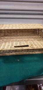 lektuur / krantenbak riet, Ophalen of Verzenden, 'T Olde Gre-j, Info@toldegrej.nl, Endepoelstraat 20f Didam