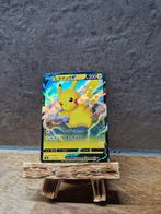 Pokemon pikachu Japans, Ophalen of Verzenden, Zo goed als nieuw, Losse kaart, Foil