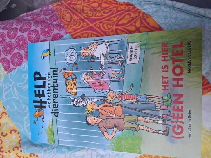 Help we hebben een dierentuin boek, Boeken, Kinderboeken | Jeugd | 10 tot 12 jaar, Zo goed als nieuw, Ophalen of Verzenden