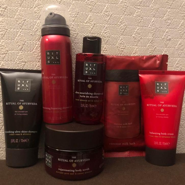 Rituals Ayurveda Cadeau set #2, Sieraden, Tassen en Uiterlijk, Uiterlijk | Lichaamsverzorging, Nieuw, Bodylotion, Crème of Olie
