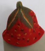 Super grappige vilten aardbei muts, Verzenden, Nieuw, 58 cm (L, 7¼ inch) of meer, Hoed
