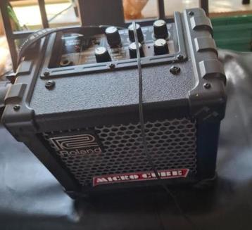 Roland Micro Cube gitaarversterker beschikbaar voor biedingen