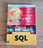 Databases en SQL - T. de Rooij - 4e druk, Ophalen of Verzenden, Gelezen, Programmeertaal of Theorie, Ton de Rooij