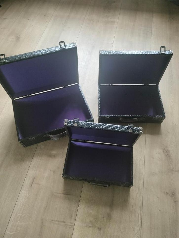 3 Decoratieve Koffers, Huis en Inrichting, Woonaccessoires | Kisten, Gebruikt, Minder dan 50 cm, Minder dan 50 cm, Minder dan 50 cm