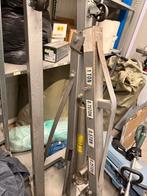 Stevige en robuuste motortakel, inklapbaar., Ophalen, Gebruikt, Handmatig
