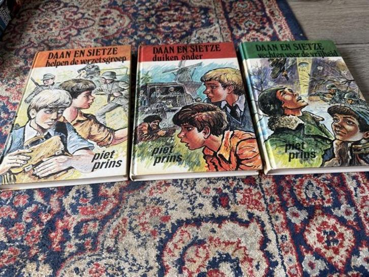 Daan en Sietze. De complete serie. Piet Prins., Boeken, Oorlog en Militair, Zo goed als nieuw, Overige onderwerpen, Tweede Wereldoorlog