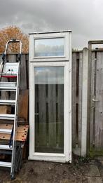 Kozijn - Hardhout met dubbelglas - Gratis, Ophalen, Hout, 75 tot 150 cm, Raamkozijn