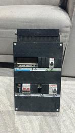 Groepenkast ABB, Doe-het-zelf en Verbouw, Elektra en Kabels, Ophalen of Verzenden, Zo goed als nieuw, Overige typen