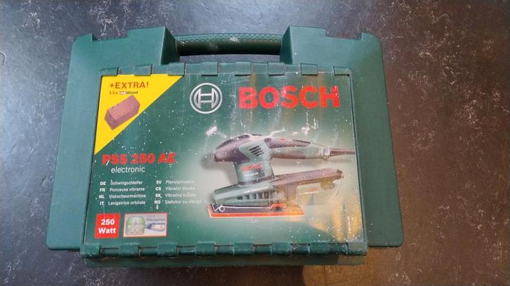 Bosch PSS 250 AE Vlakschuurmachine, Doe-het-zelf en Verbouw, Gereedschap | Schuurmachines, Gebruikt, Vlakschuurmachine, Minder dan 600 watt