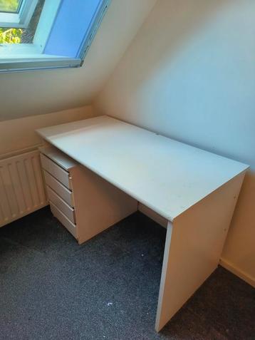 Ikea bureau