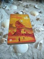 Fredric Brown - Een solitair in de ruimte, Ophalen of Verzenden, Gelezen, Fredric Brown