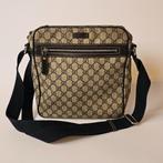 Gucci GG Supreme Bag Blauw Canvas, Gucci, Gebruikt, Support@gucci.com, 30 Avenue Montaigne
75008 Paris